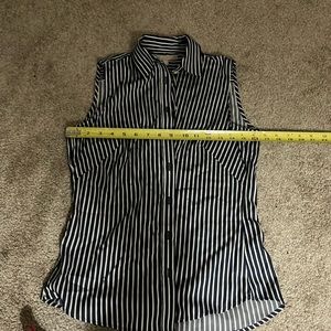 Banana republic button down sleeveless blouse